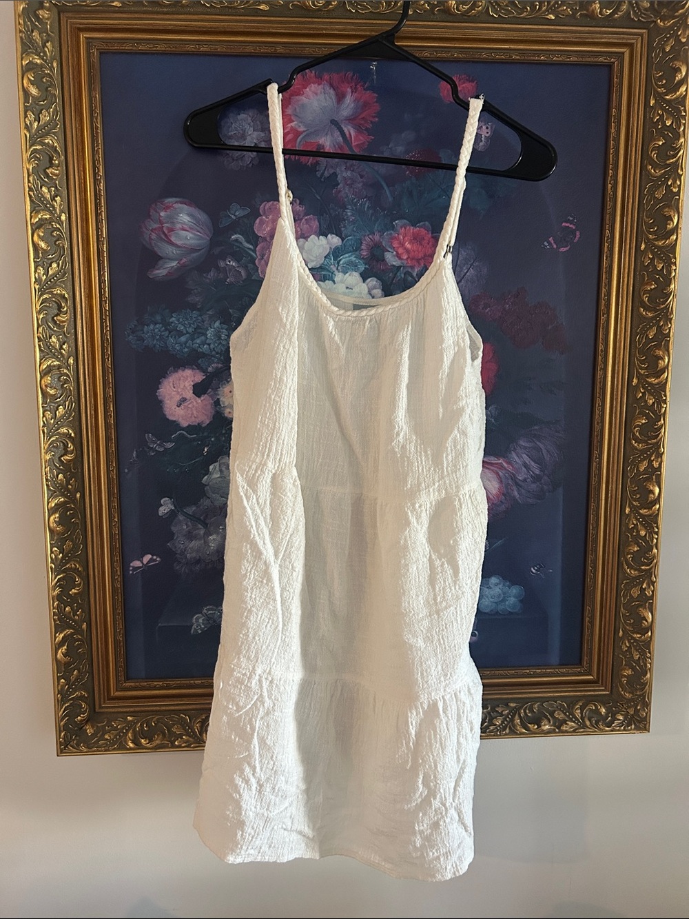 Like New Women’s White Swimsuit Cover Up - Lightweight Summer Layer